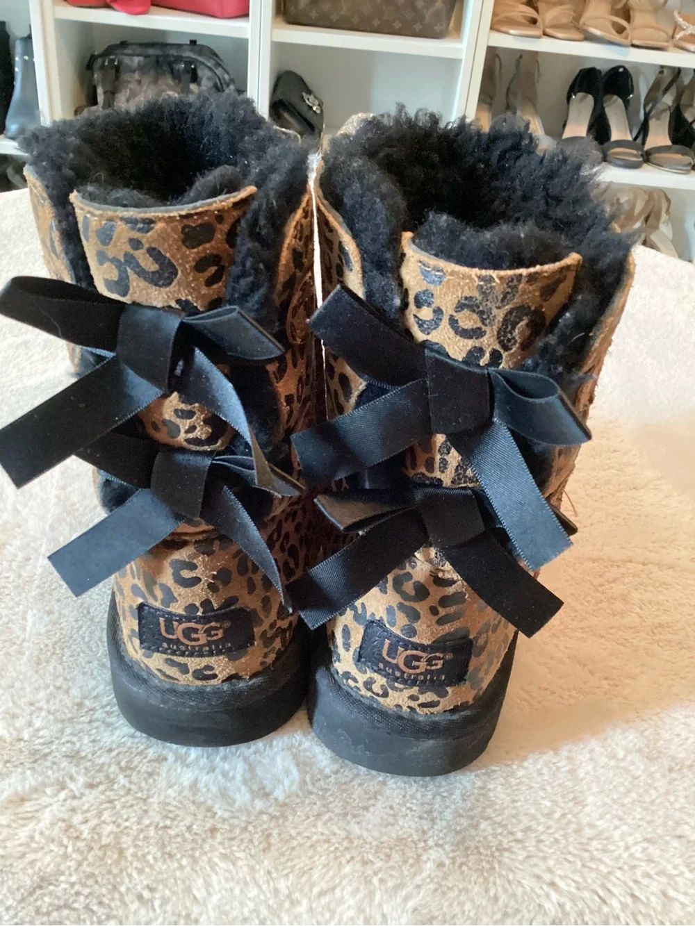 UGG Bailey Leopard Suede Classic Short Boots - Size 2 Girl